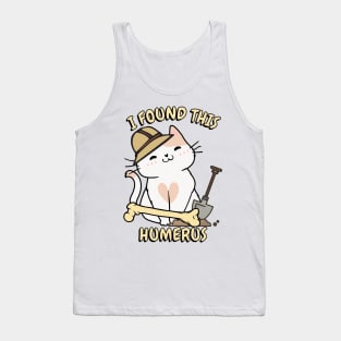 Funny cat is an archaeologist Tank Top